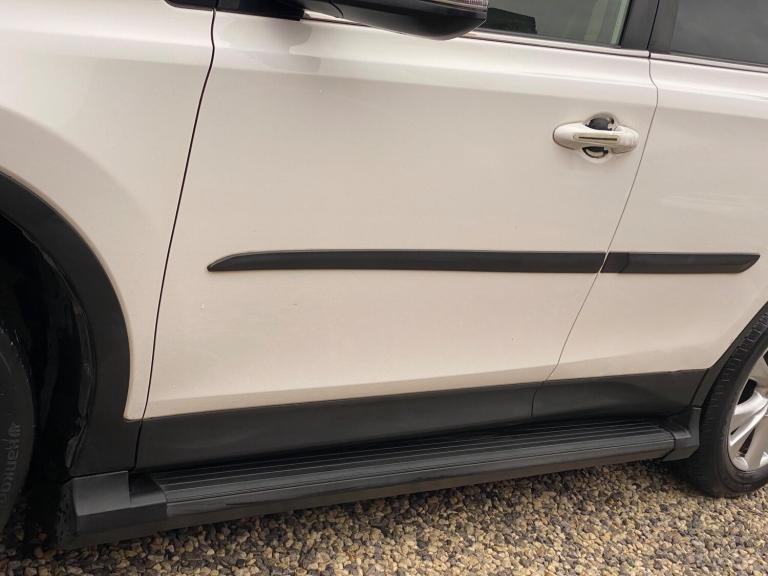 2013 Toyota RAV4 2.2 D-4D Invincible 4WD Euro 5 5dr ESTATE Diesel Manual