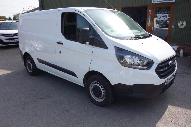 Ford Transit Custom 2.0 TDCi 105ps Low Roof Van DIESEL MANUAL 2019/69