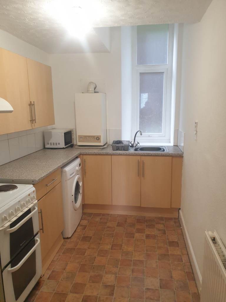 flat for rent Glen Ave  port glasgow 