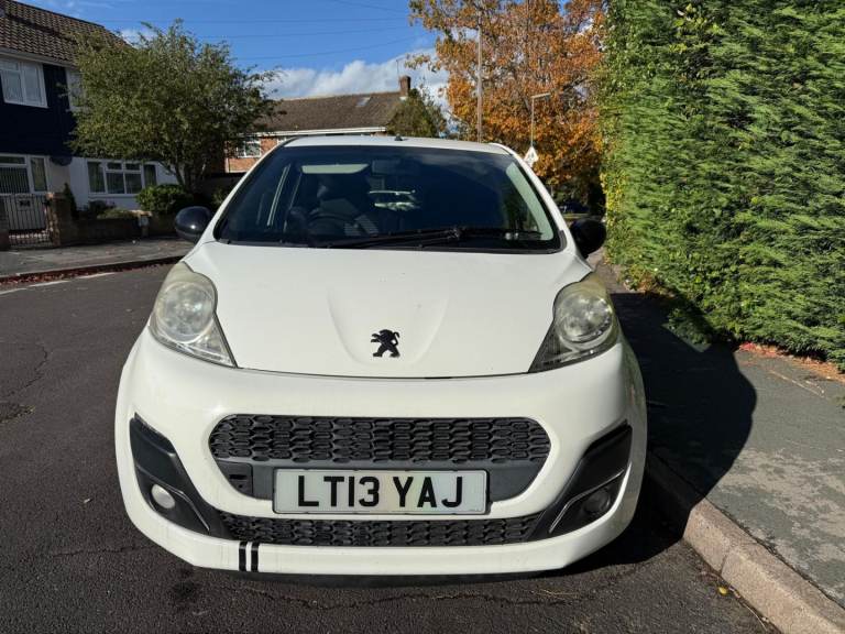 Peugeot, 107, Hatchback, 2013, Manual, 998, 5 Door (cc), 5 doors