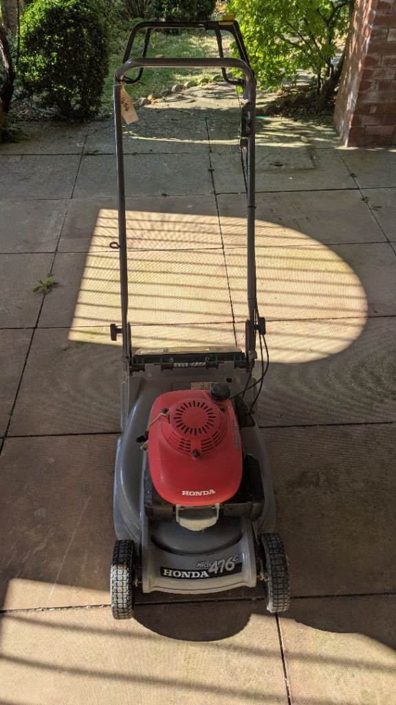 Honda HRB 476c Lawn Mower – Good Condition