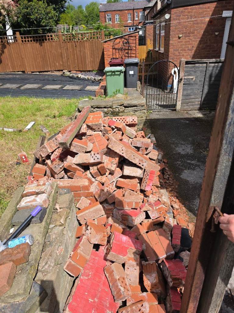 Free bricks and wall bricks
