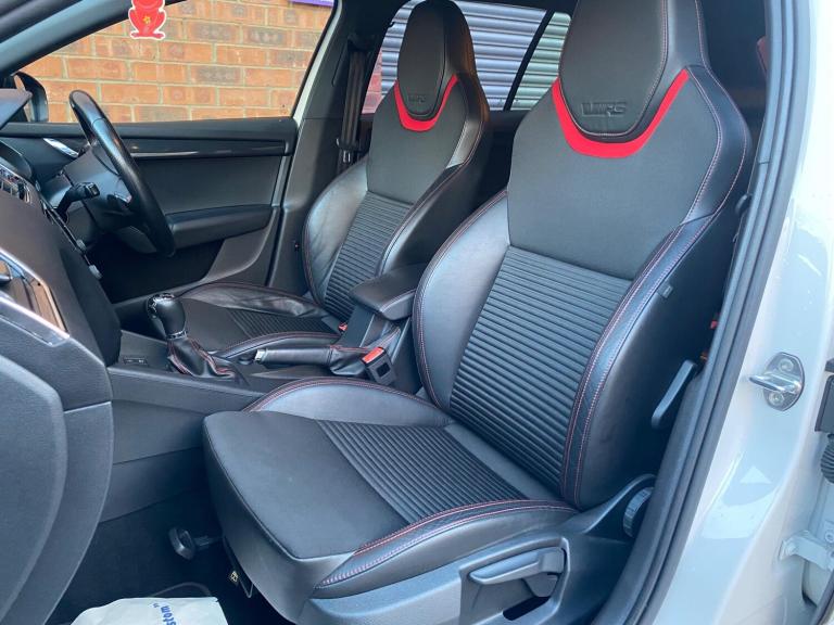 2016 Skoda Octavia 2.0 TDI vRS DSG 4WD Euro 6 (s/s) 5dr ESTATE Diesel Automatic