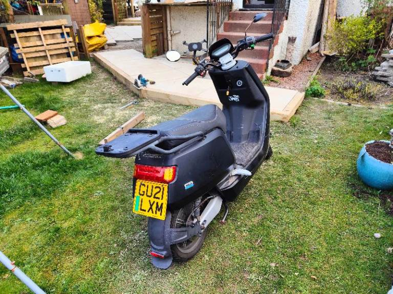 Electric moped - NIU urban 