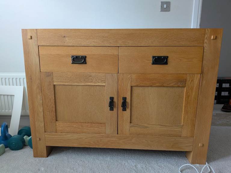 Solid wood cabinet