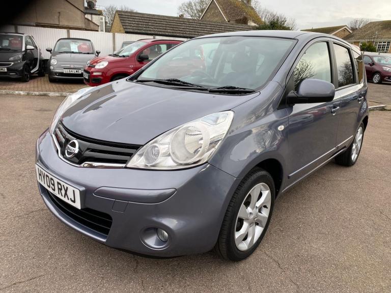 2009 Nissan Note 1.6 Tekna 5dr Auto MPV Petrol Automatic