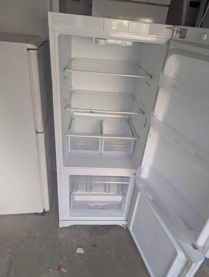 Fridge freezer with free delivery