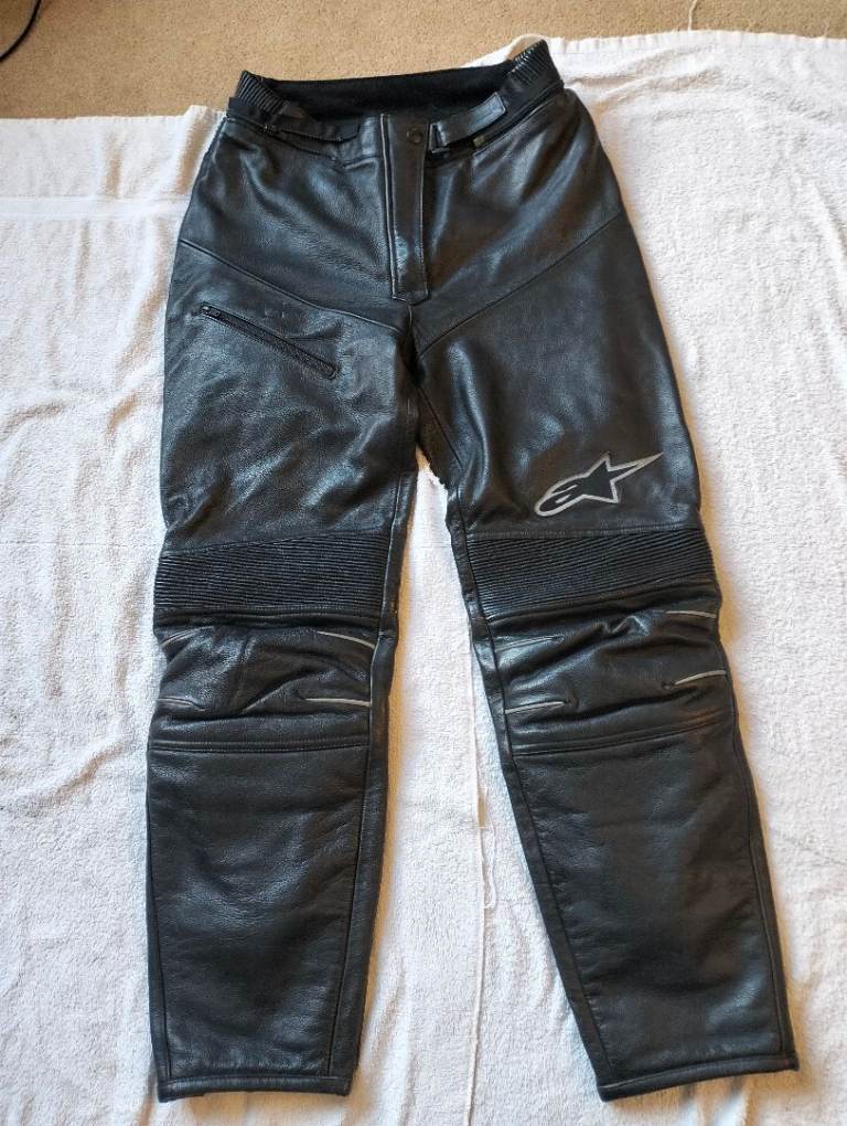 Alpinestars Ladies Leather Motorcycle Trousers EU 46  30-32" waist inc knee armour