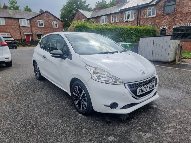 Peugeot Access Puretech Vti 1.0 petrol 