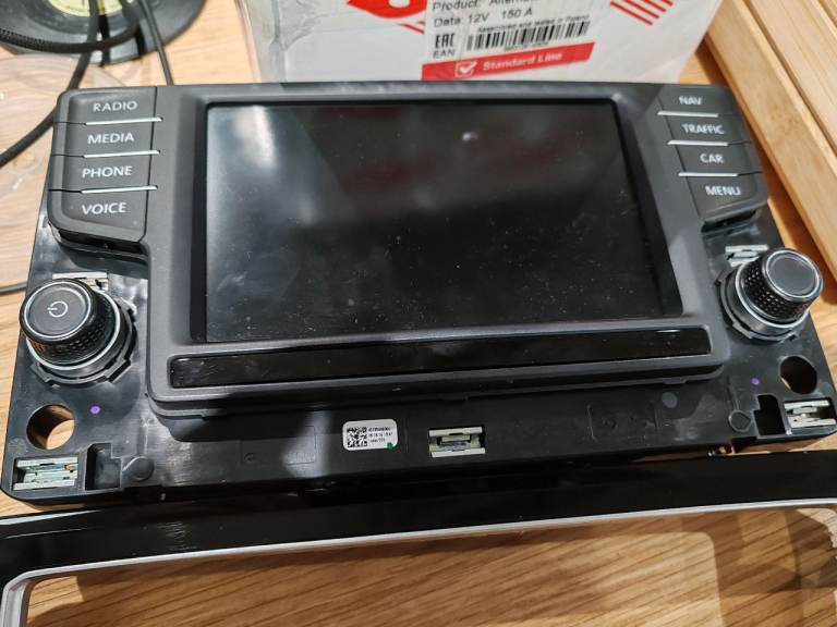 Vw Passat b8 estate GT TDI screen 