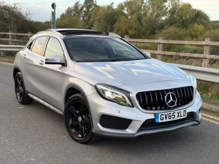 2015 65 MERCEDES-BENZ GLA 220 CDI AMG LINE 4MATIC AUTO PREMIUM SILVER TOP SPEC