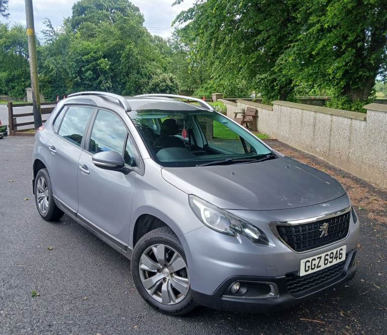 July 2017 Peugeot 2008 1.6 hdi.  100hp.