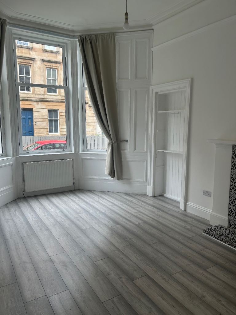 2 bed newly refurbished Glasgow City centre flat for rent