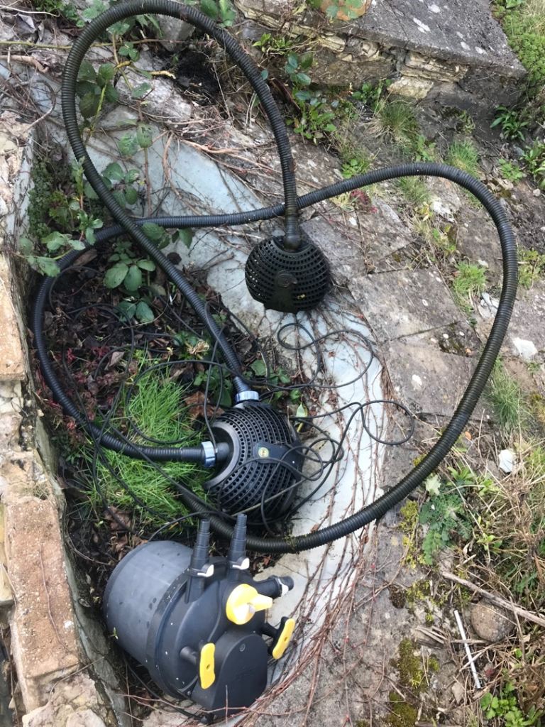 Used pond equipment, filters, pumps, Laguna, Oase 