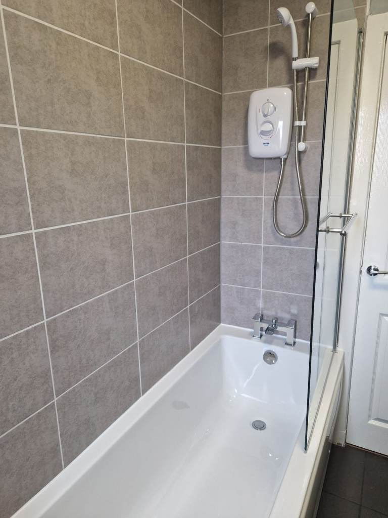 Room in a Shared Flat, EH4