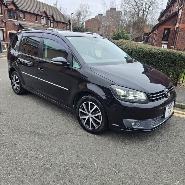 VW TOURAN 7 SEATER CAR