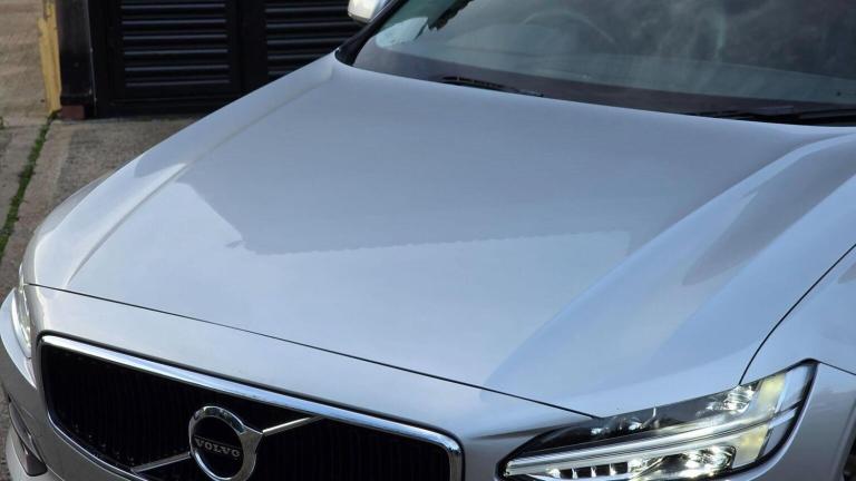 VOLVO S90 2.0 D4 Momentum Auto Euro 6 (s/s) 4dr 2018