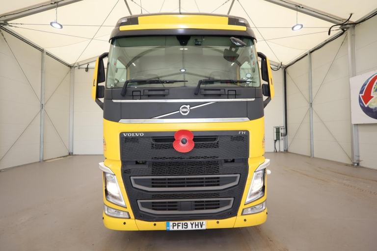 2019 (19 PLATE) Volvo FH460 6x2 Euro 6 Tractor Units
