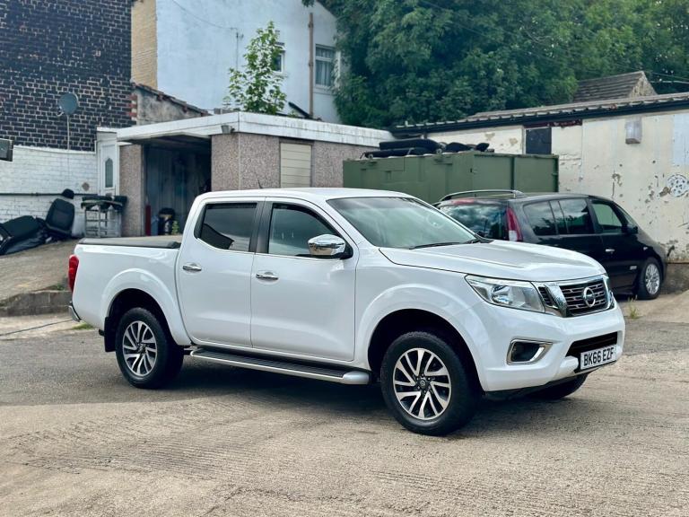 2016 Nissan Navara Double Cab Pick Up Acenta+ 2.3dCi 190 4WD PICK UP Diesel Manual