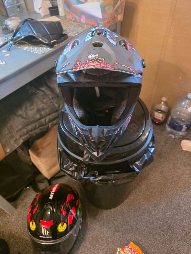 2 helimits boots and leather 