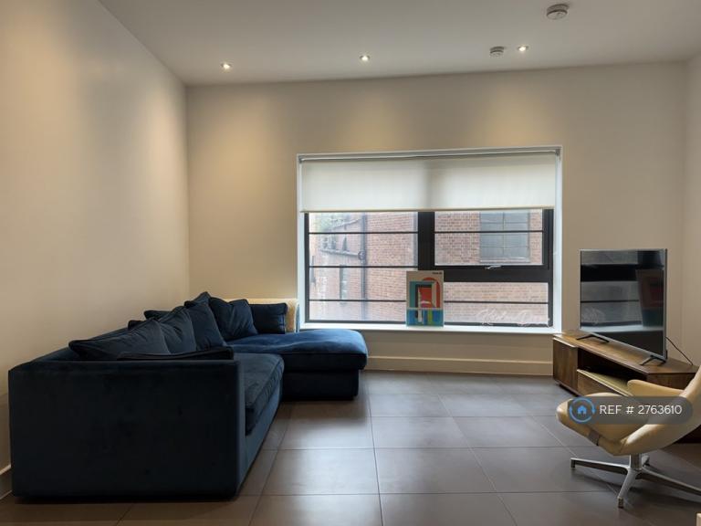 2 bedroom flat in Wick Tower, London, SE18 (2 bed) (#2763610)