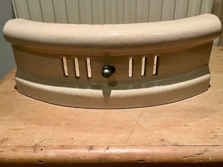 VINTAGE 1950 CAST IRON BOW FRONTED FRET FIRE GATE 