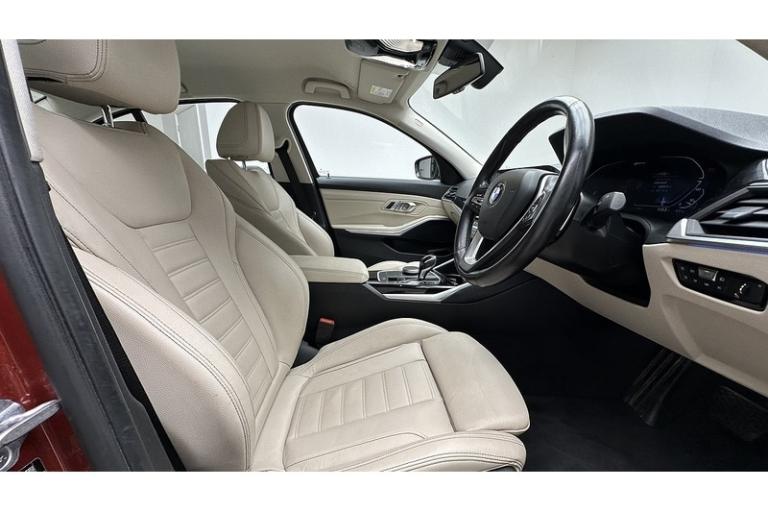 2019 BMW 3 Series 330e Sport Pro Saloon HYBRID Automatic