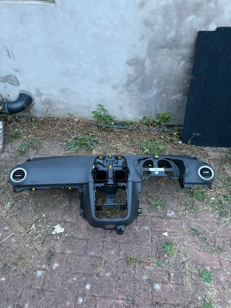 Vauxhall Corsa D 2006–2014 – Complete Dashboard