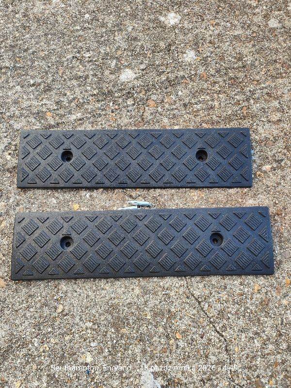 Curb ramps 3cm new