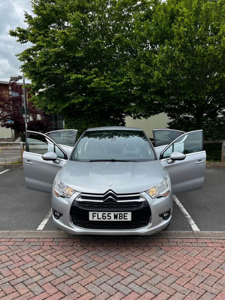 DS, DS 4, Hatchback, 2015, Manual, 1560 (cc), 5 doors