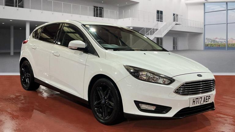 FINANCE AVAILABLE 2017 FORD FOCUS 1.5 TDCI 120 ZETEC 12 MONTH MOT 2 KEYS