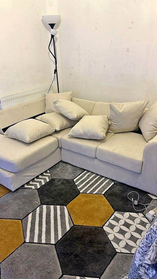 image for Luxurious  Fabric 4-Eater Corner Sofa with Chaise Comfort & Space-Saving Design