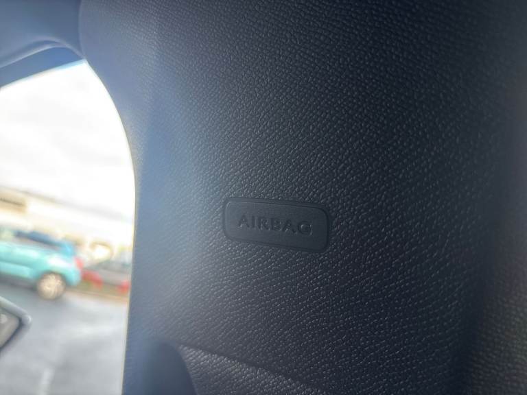 2025 Vauxhall Astra 1.2 Turbo 130 Griffin 5dr Hatchback Manual