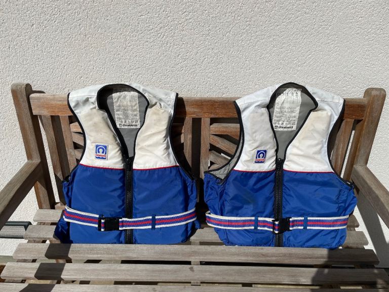 Crew saver life jackets 