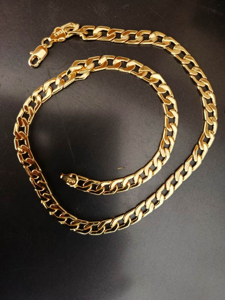 18k Gold plated Curb Chain Necklace Brand New,