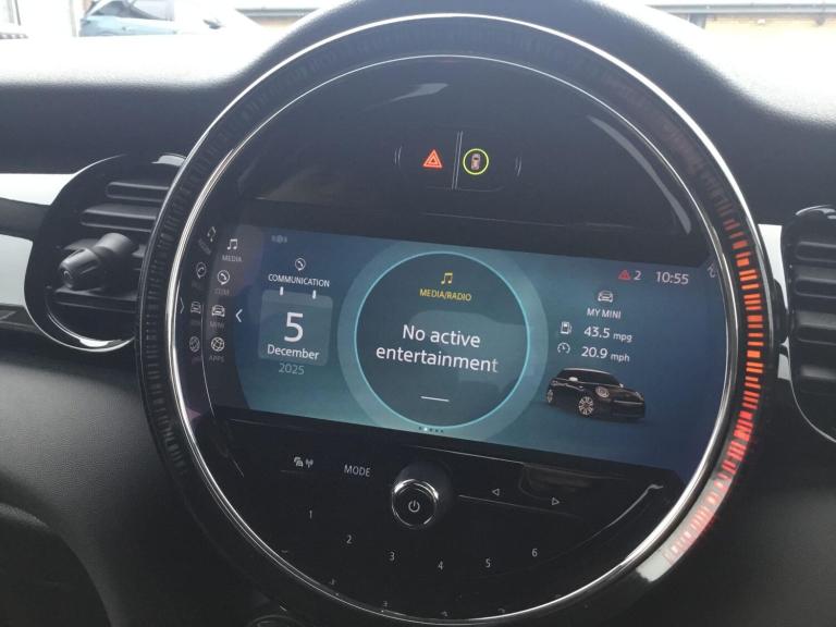 2022 MINI Hatch 1.5 Cooper Classic 5dr Auto HATCHBACK PETROL Automatic