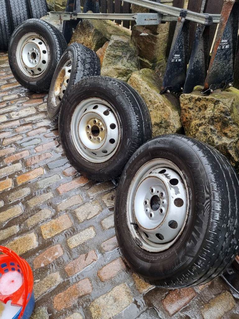 4x Peugeot boxer or citeron Relay or fiat ducato wheels and tyres 215 70 15c tyres