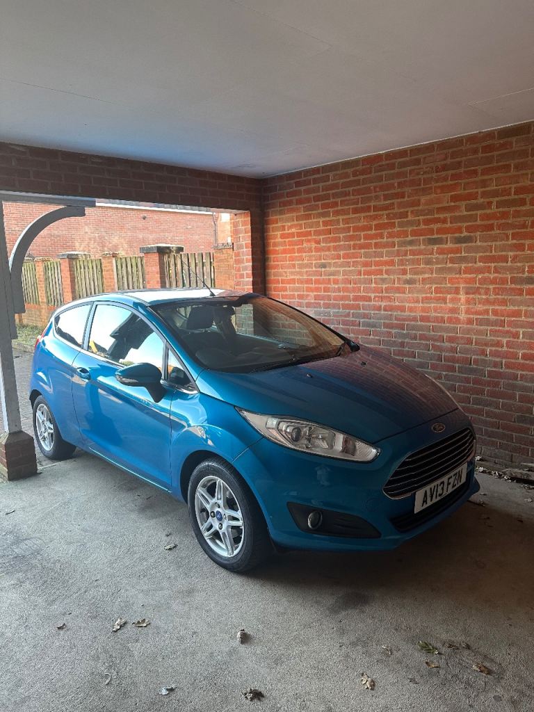 Ford, FIESTA, Hatchback, 2013, Manual, 1241 (cc), 3 doors