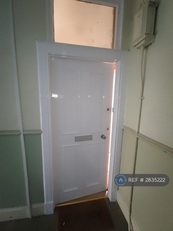 2 bedroom flat in Jackson Terrace, Aberdeen, AB24 (2 bed) (#2835222)