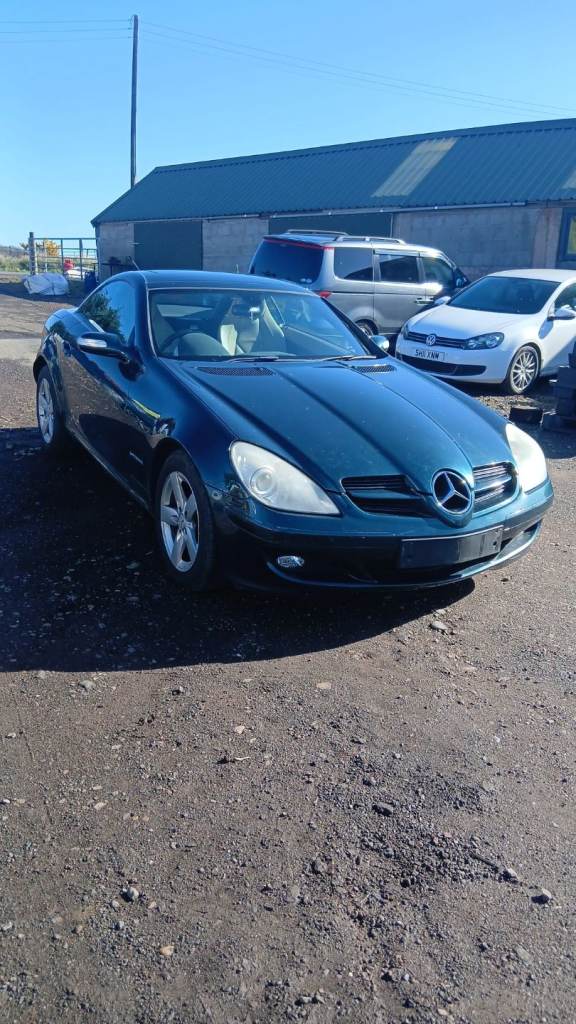 Mercedes slk 171 model breaking for spares 