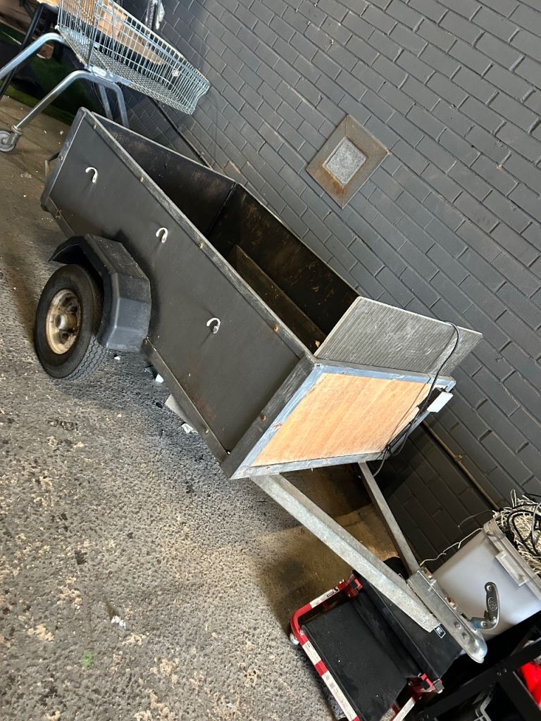 Car trailer 