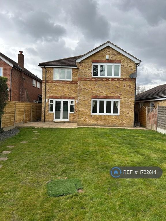 5 bedroom house in Avenue Road, Hoddesdon, EN11 (5 bed) (#1732814)