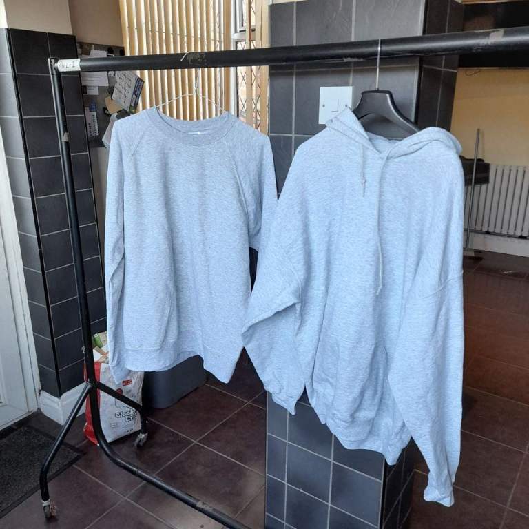 image for Fruit of Loom Grey Sweatshirt/Hoodie [XL]