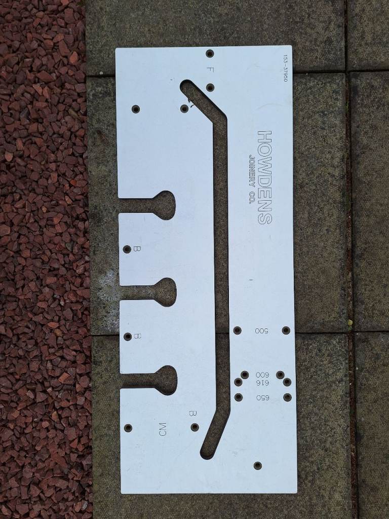 Howdens Contract Jig with Instructions and Pins