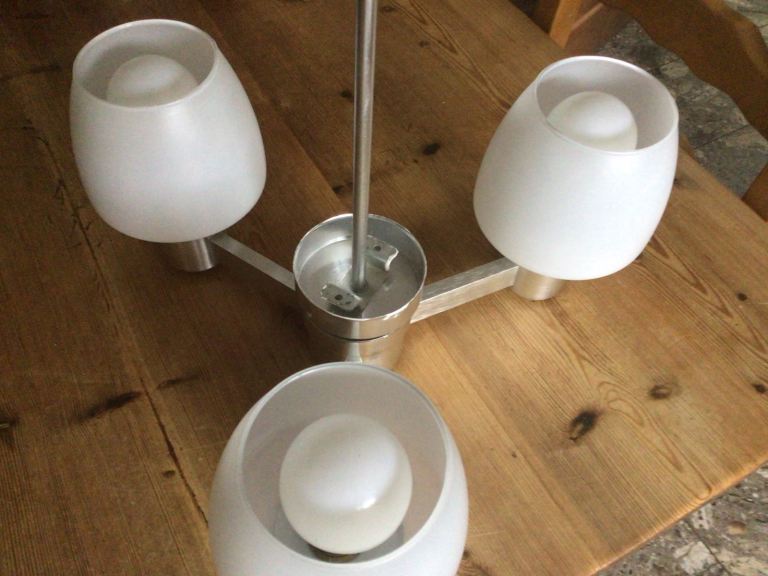Three arm light fitting