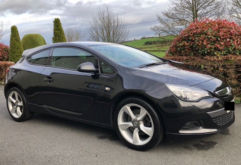 Vauxhall, GTC, Hatchback, 2015, Manual, 1956 (cc), 3 doors