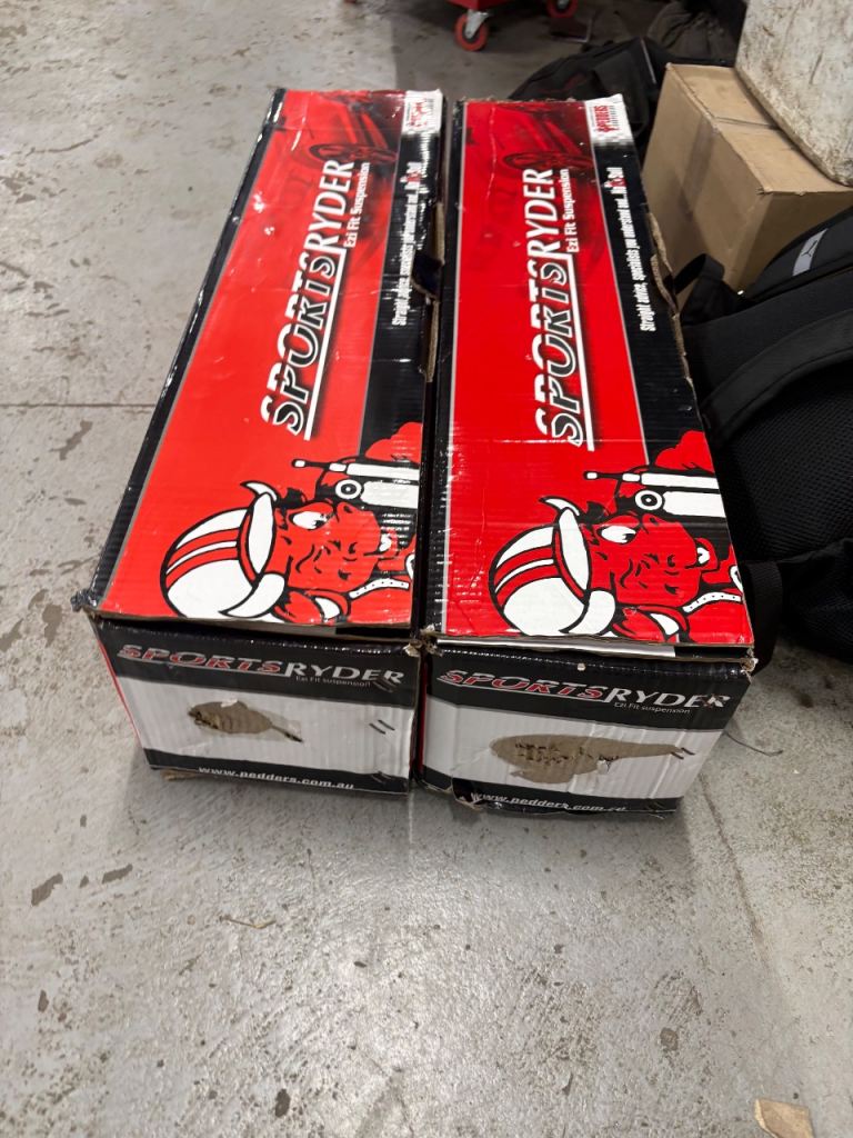 Subaru Impreza Wrx Pedders Ezifit rear suspension 