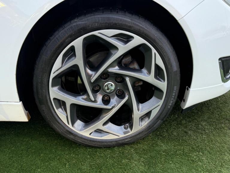 2015 Vauxhall Insignia 1.4i Turbo Limited Edition Hatchback 5dr Petrol Manual Euro 6 (s/s) (140 p...