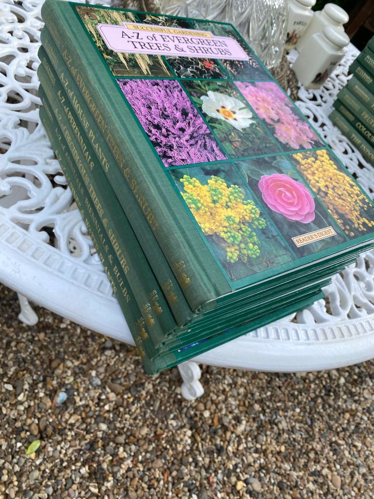6 Readers Digest Successful Gardening A-Z  Hardback books  1994