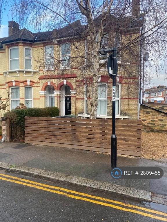 Studio flat in Catford, London, SE6 (#2809455)